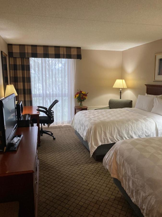 Holiday Inn Cincinnati-Eastgate By Ihg Exterior foto